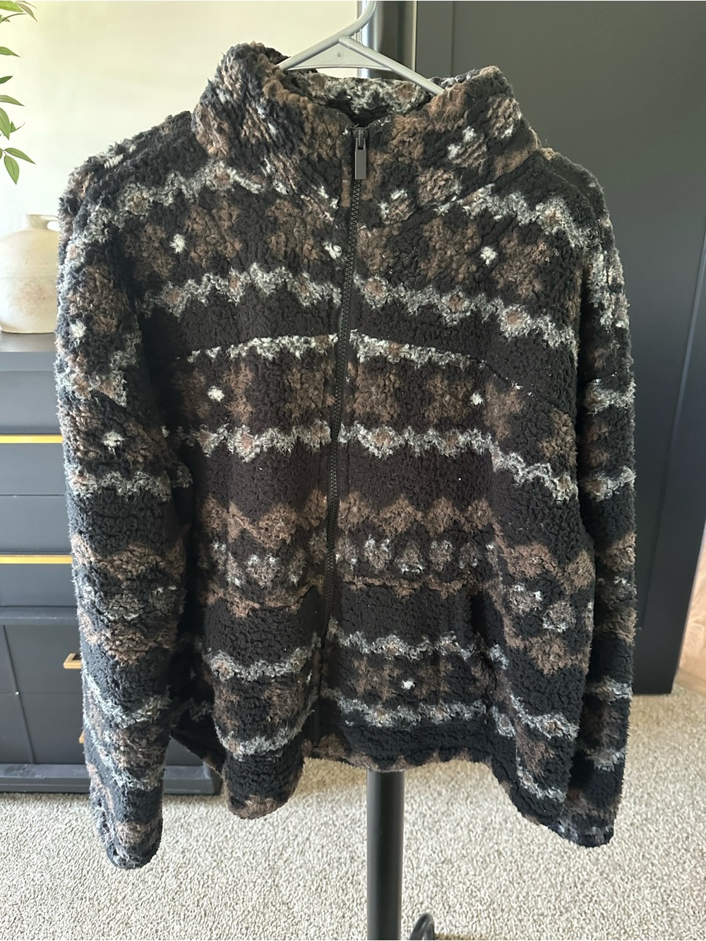 Jessica Simpson Black and Brown Patterned Sherpa Zip Jacket